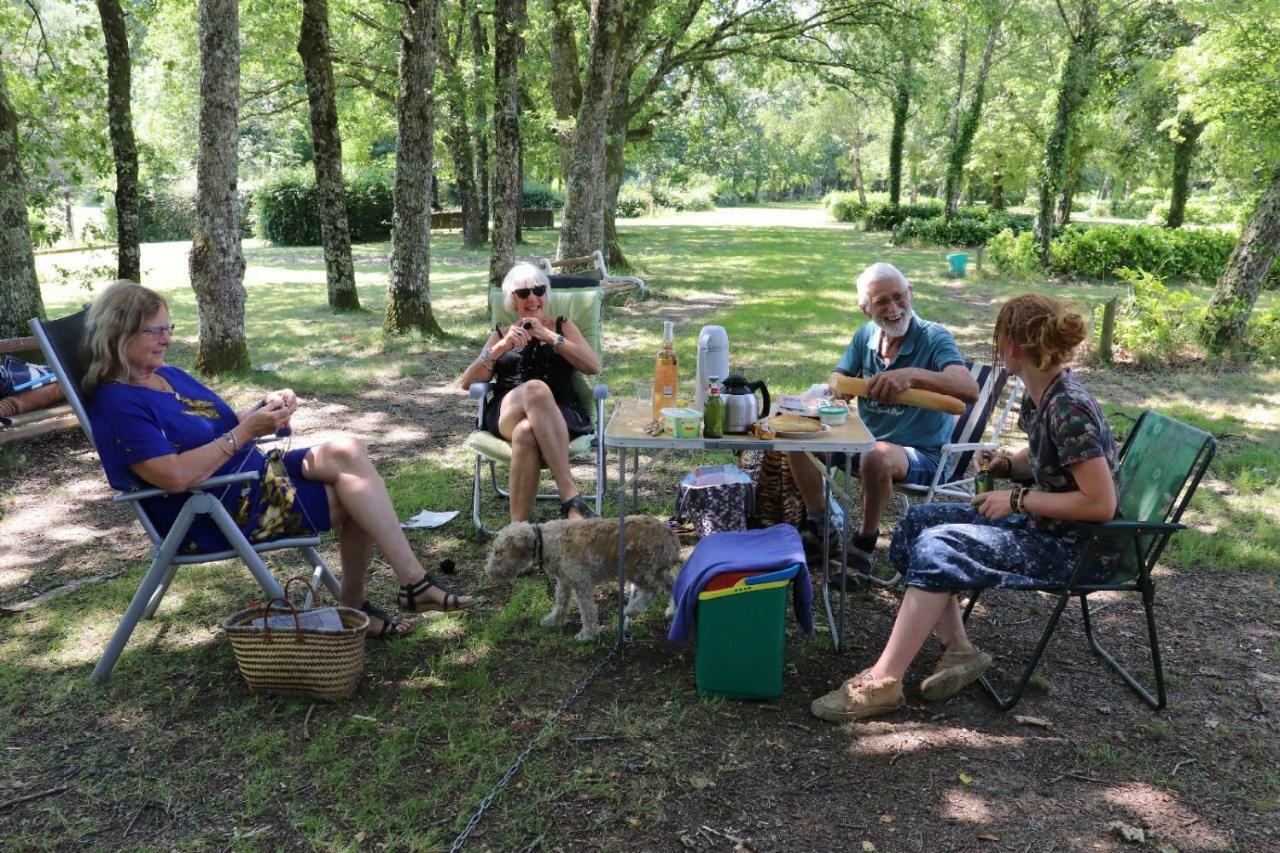 Camping De Ladignac Le Long Bel Air Exterior foto